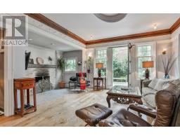4 Wellesley Place, Toronto, ON M4Y2K4 Photo 20