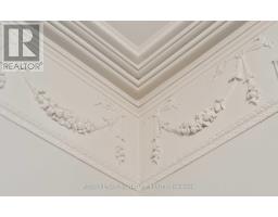 4 Wellesley Place, Toronto, ON M4Y2K4 Photo 24