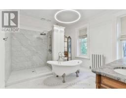 4 Wellesley Place, Toronto, ON M4Y2K4 Photo 32