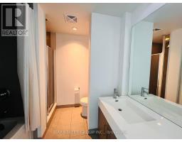 205 - 160 Vanderhoof Avenue, Toronto, ON M4G0B7 Photo 12
