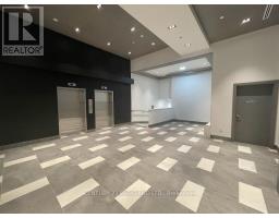 315 - 840 St Clair Avenue W, Toronto, ON M6C1C1 Photo 8