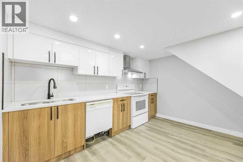 3239 Dovercliife Road SE - 23