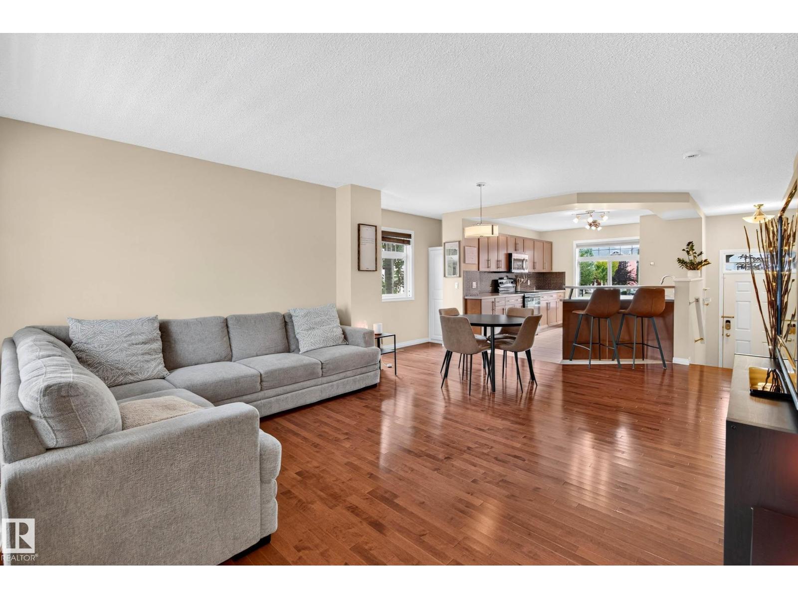 #20 465 HEMINGWAY RD NW - 3