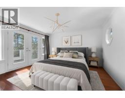 425 Tempe Crescent, North Vancouver, BC V7N1E7 Photo 17
