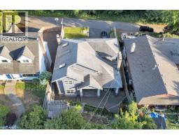 425 Tempe Crescent, North Vancouver, BC V7N1E7 Photo 28