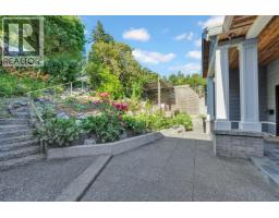 425 Tempe Crescent, North Vancouver, BC V7N1E7 Photo 22
