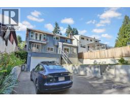 425 Tempe Crescent, North Vancouver, BC V7N1E7 Photo 24