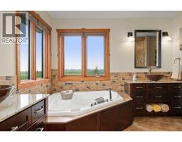 100 Ravencrest Drive, Rural Foothills County, AB T1S0E8 Photo 26