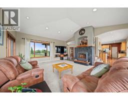 Primary Bedroom - 100 Ravencrest Drive, Rural Foothills County, AB T1S0E8 Photo 8