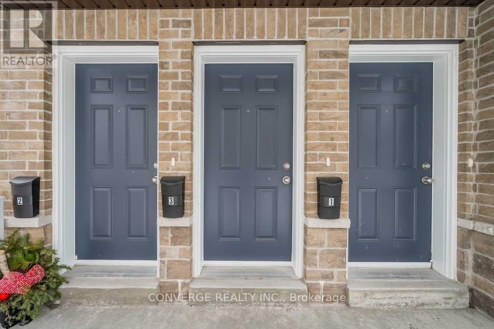 1 - 75 HOGARTH STREET, Oshawa (Central) — photo 2