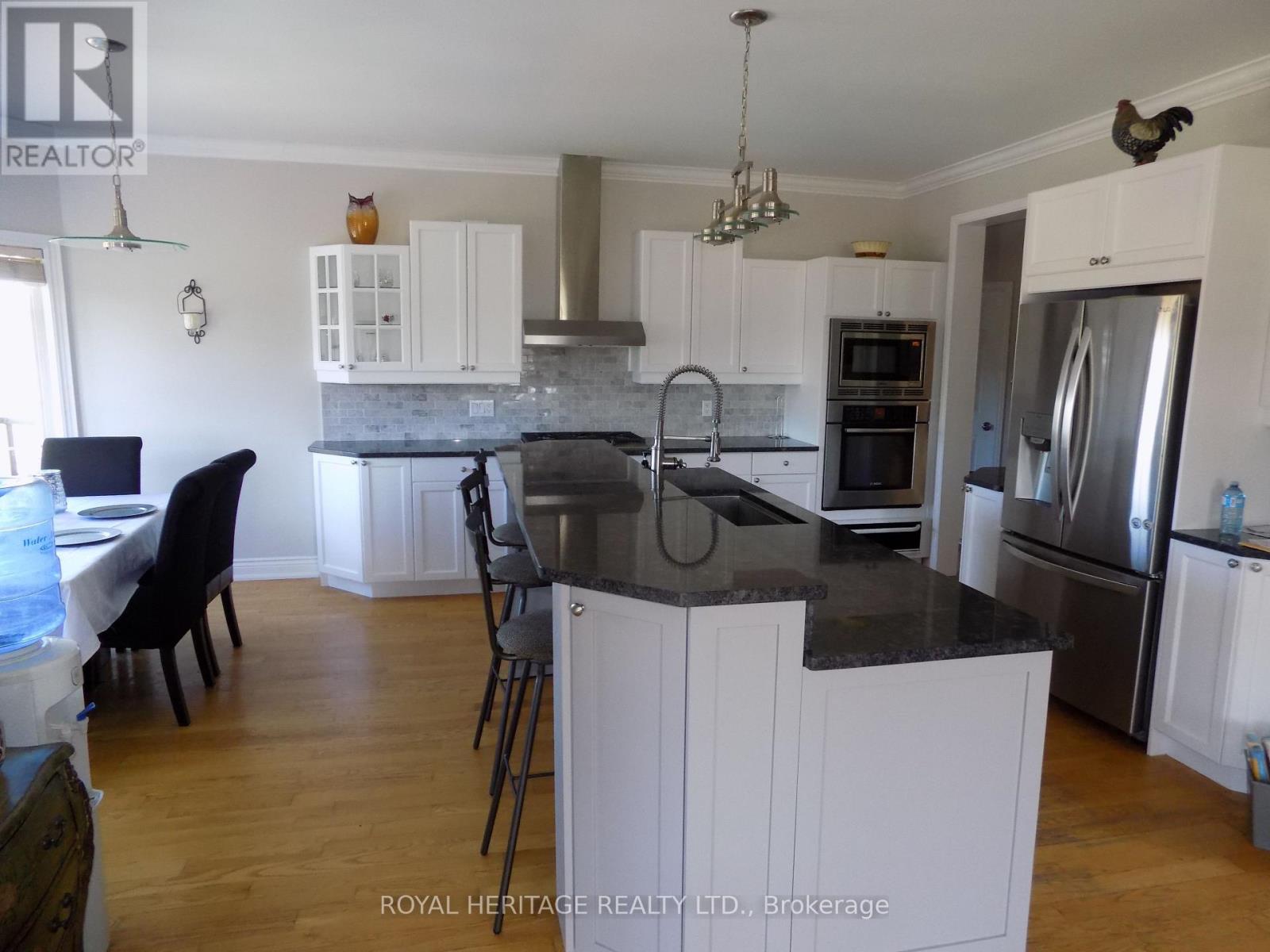 4250 Simcoe Street North, Oshawa, ON photo 23