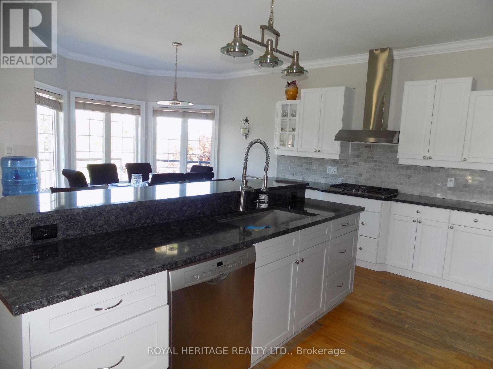 4250 SIMCOE STREET N - 24