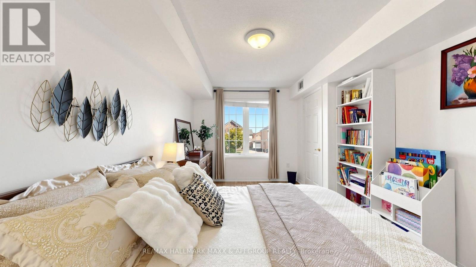 #2 92 PETRA WAY - 26