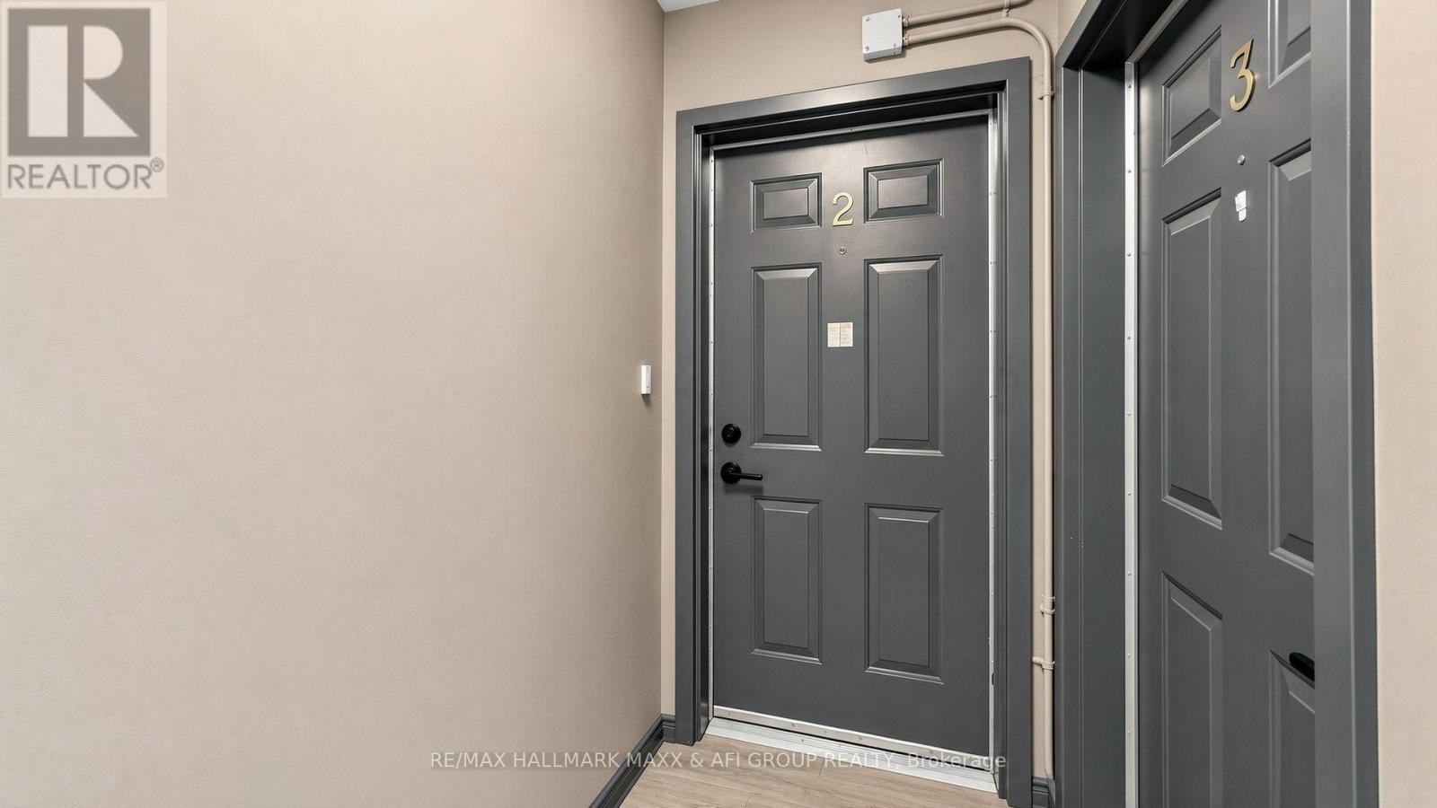 #2 92 PETRA WAY - 43