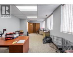 110 Mitton Street South, Sarnia, ON N7T3C4 Photo 12