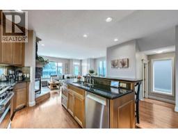 5pc Bathroom - 2222 26 Street Sw, Calgary, AB T3E2A5 Photo 13