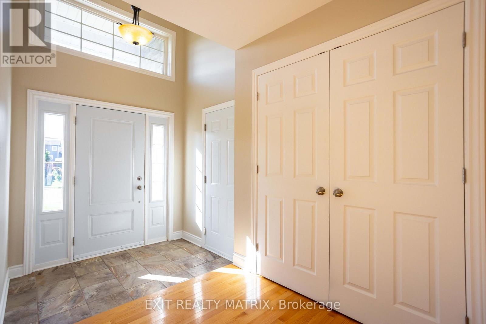 111 YORK CROSSING - 3