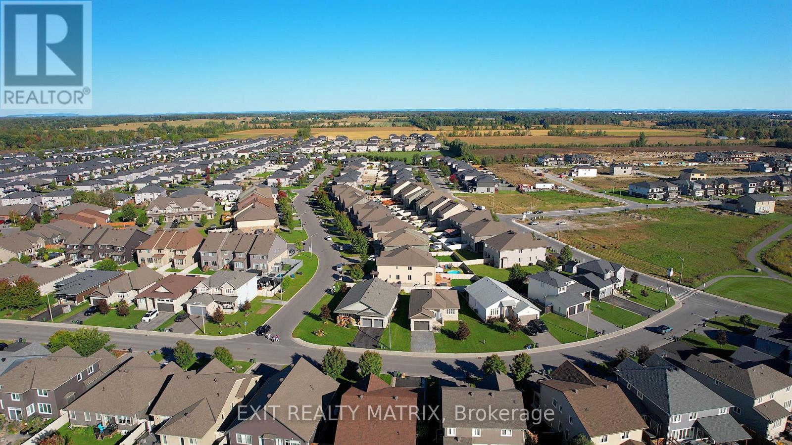 111 YORK CROSSING - Image 36