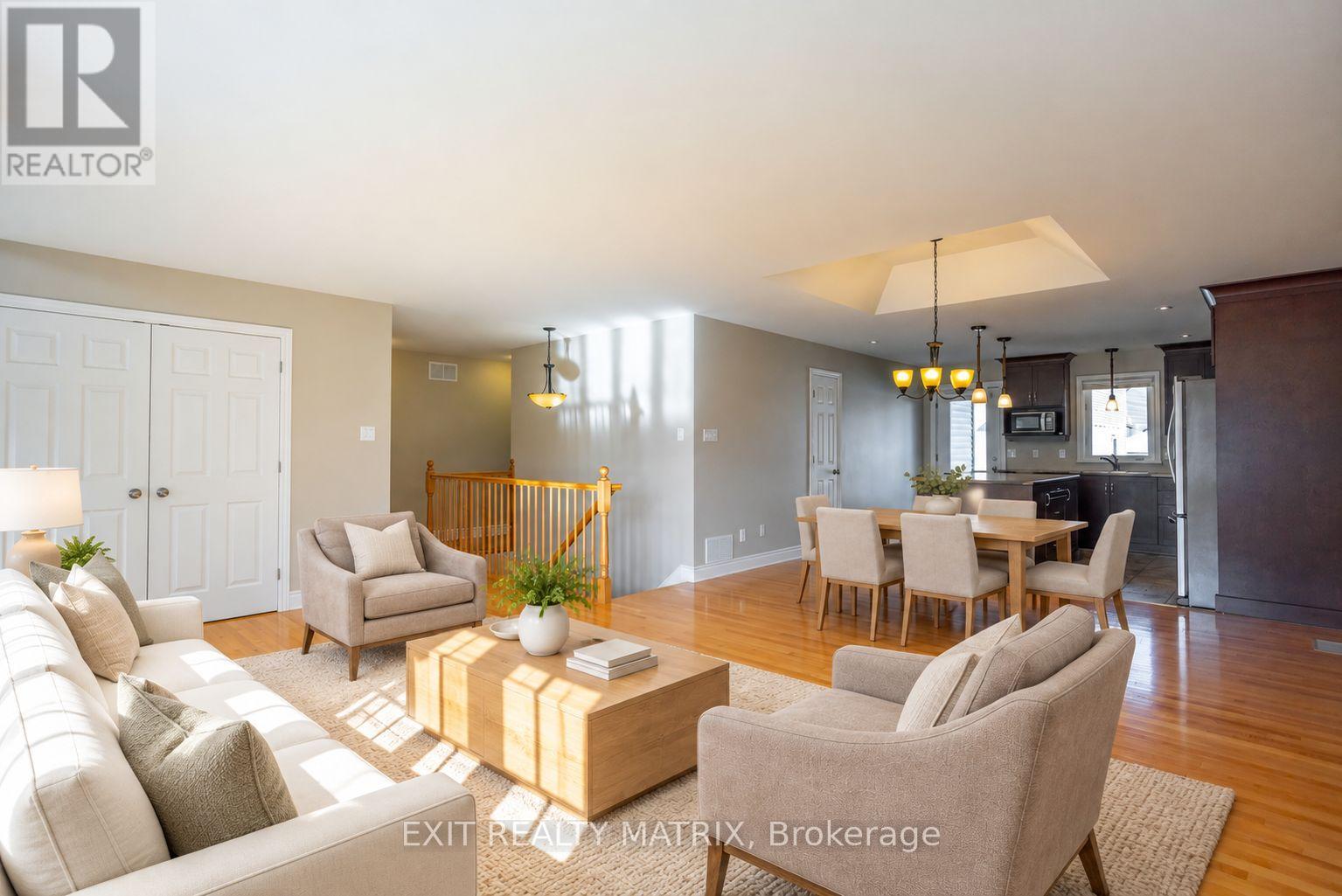 111 YORK CROSSING - 6