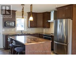 111 York Crossing, Russell, ON K4R0C5 Photo 10