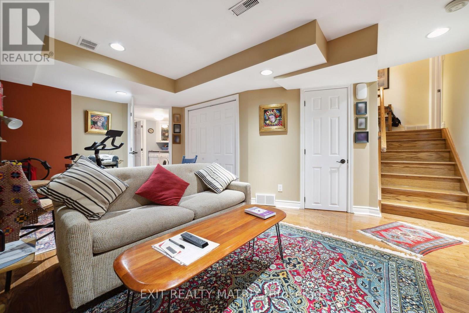1866 LENESTER AVENUE - Image 23