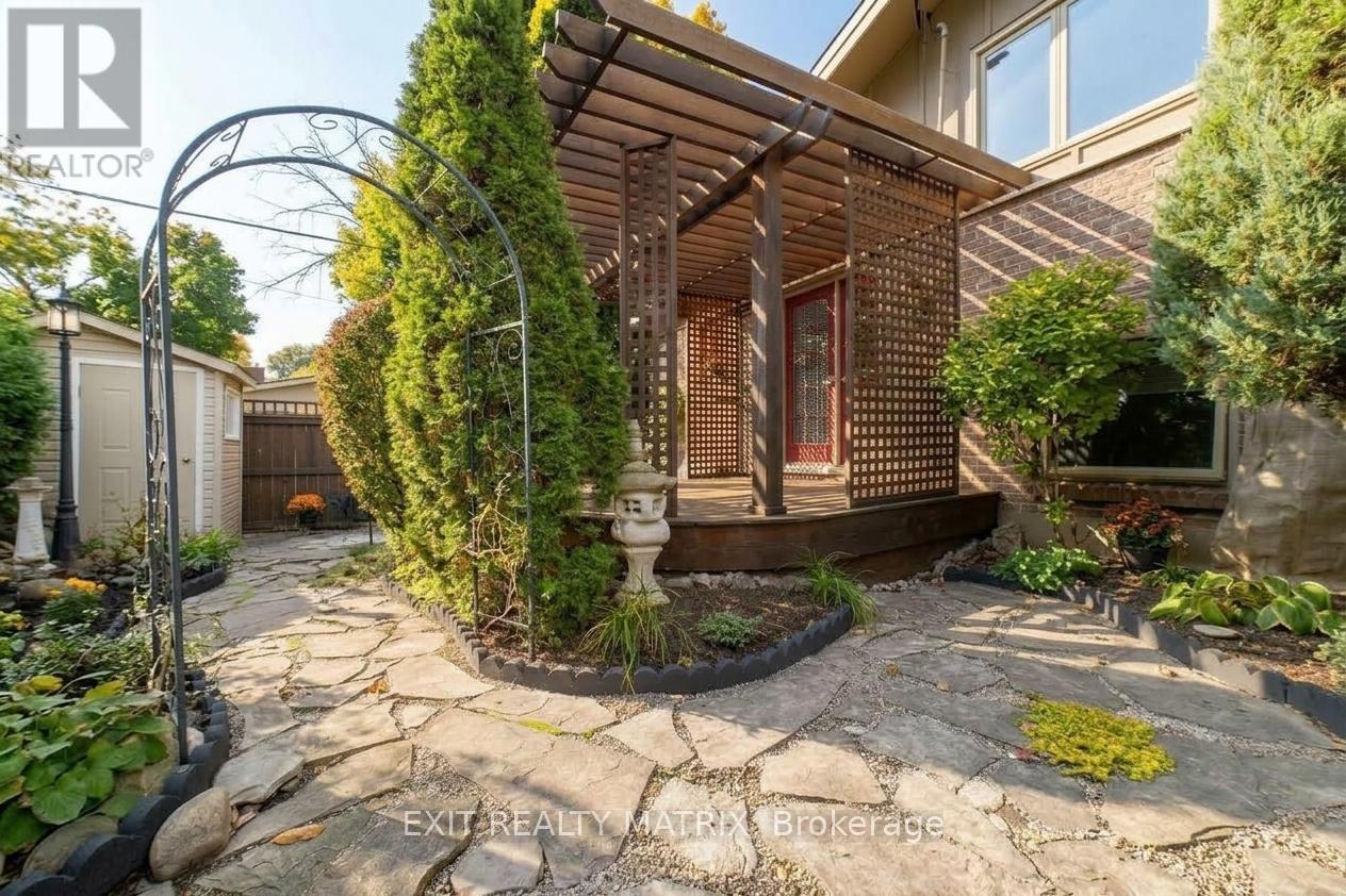 1866 LENESTER AVENUE - Image 31