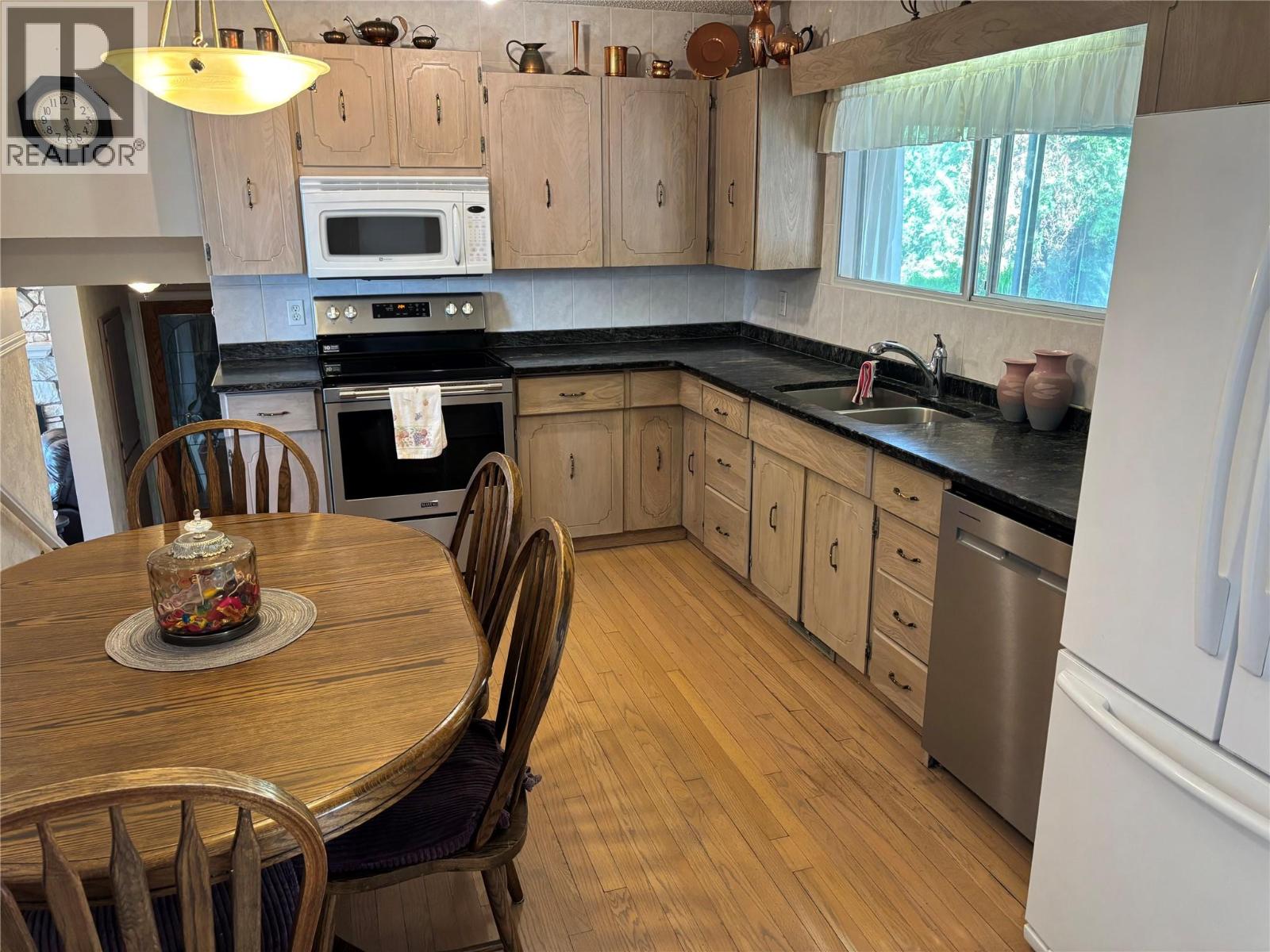 838 McKenzie Road - 30