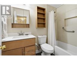 32 Henderson Drive, Aurora, ON L4G3L2 Photo 32