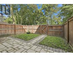 32 Henderson Drive, Aurora, ON L4G3L2 Photo 42