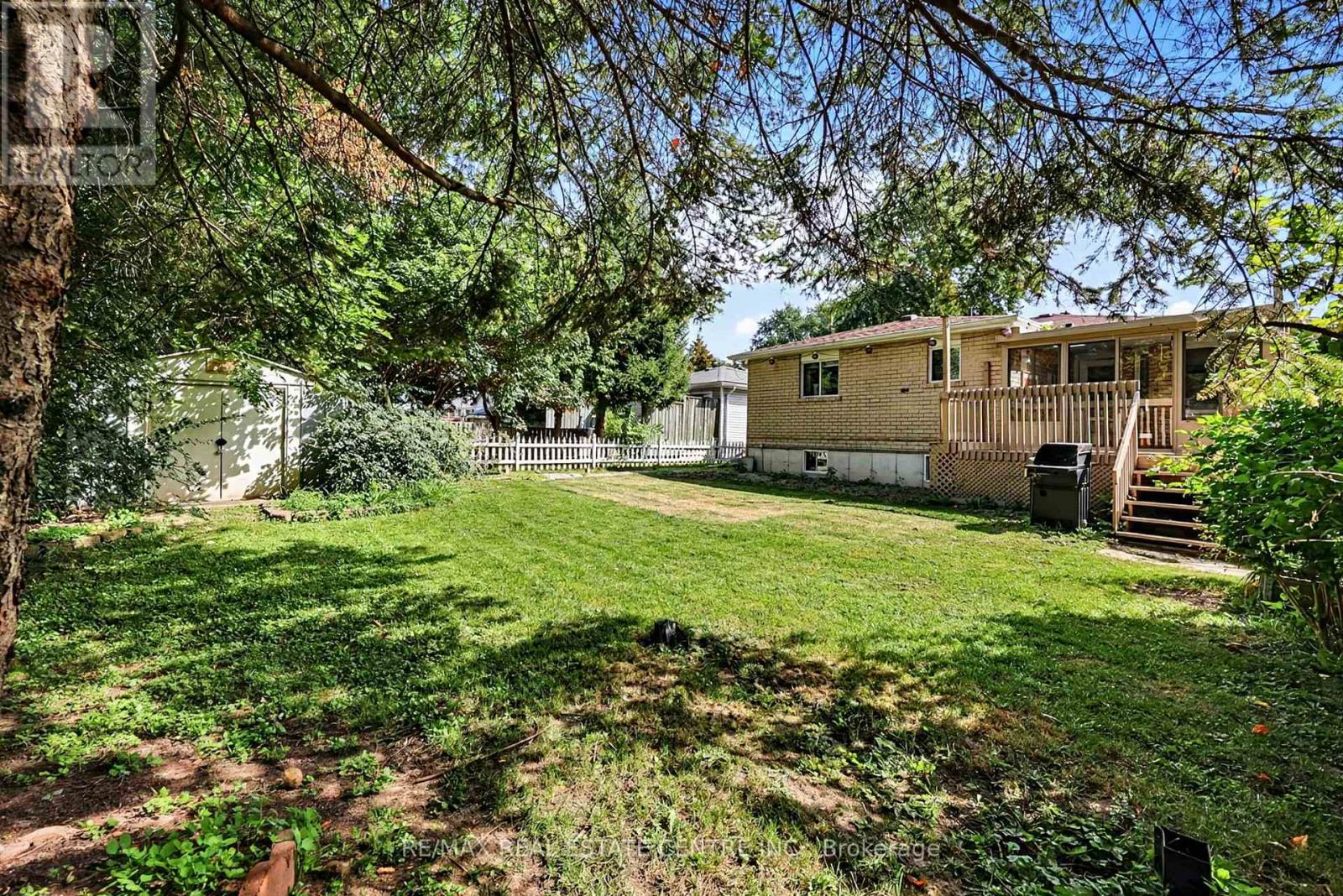 284 WOODYCREST AVENUE - 35