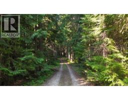 15370 Highway 31 Highway, Poplar Creek, BC V0G1N0 Photo 17
