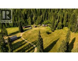15370 Highway 31 Highway, Poplar Creek, BC V0G1N0 Photo 14