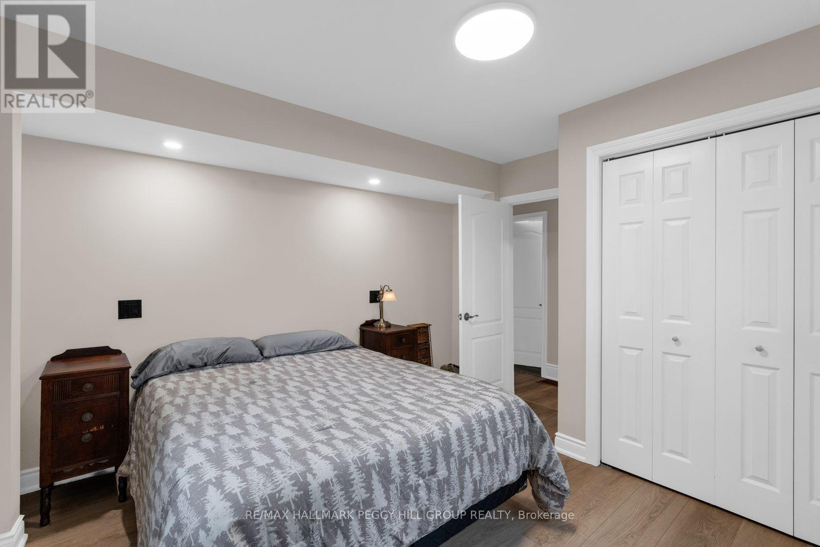 1387 OLD BARRIE ROAD W - 11