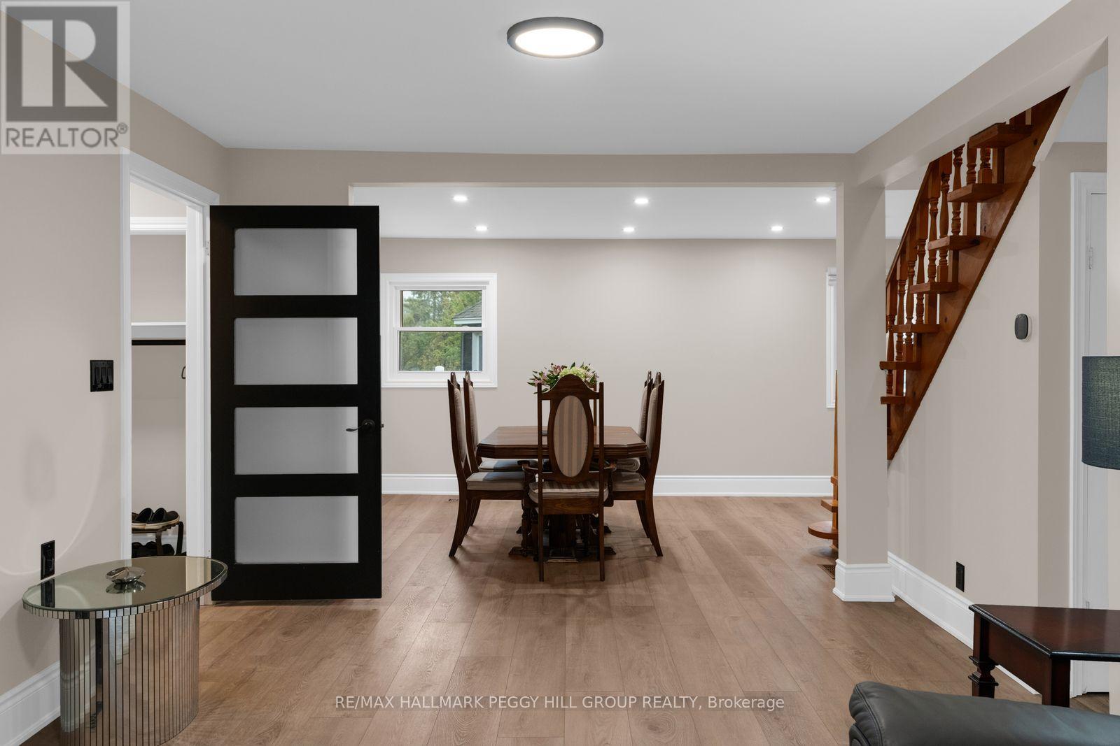 1387 OLD BARRIE ROAD W - Image 9