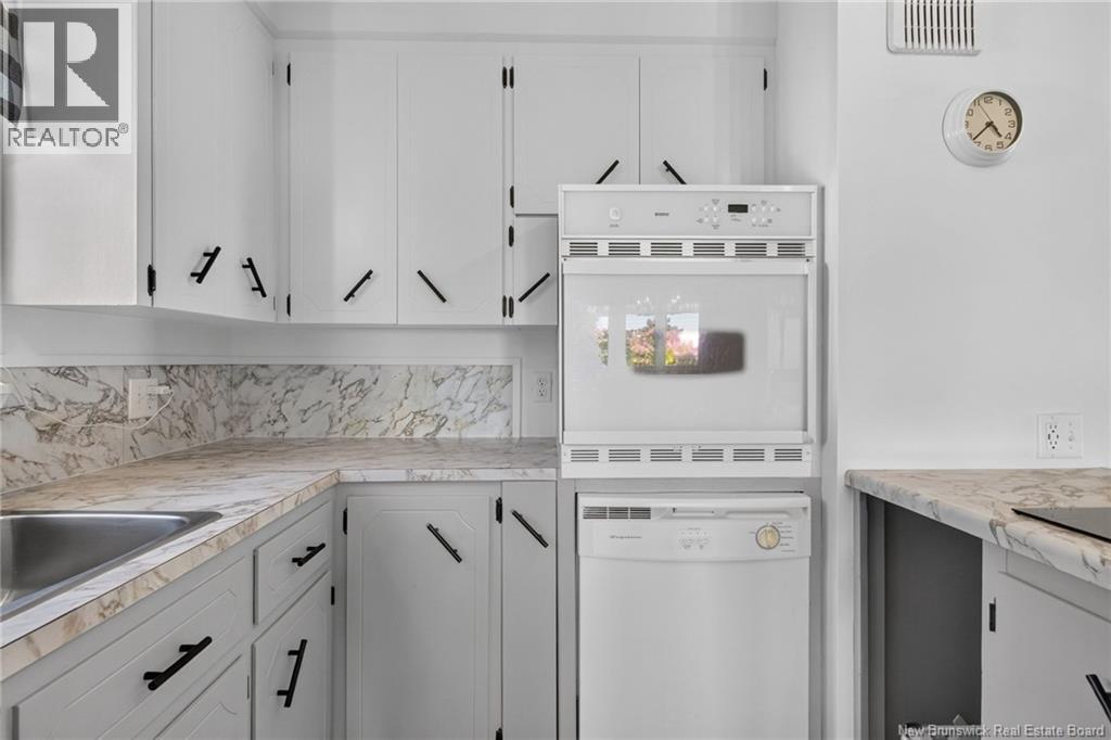 22 Ashburn Avenue - Image 22