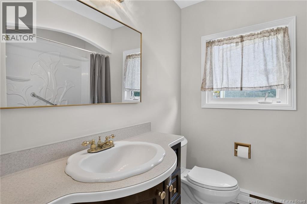 22 Ashburn Avenue - Image 34