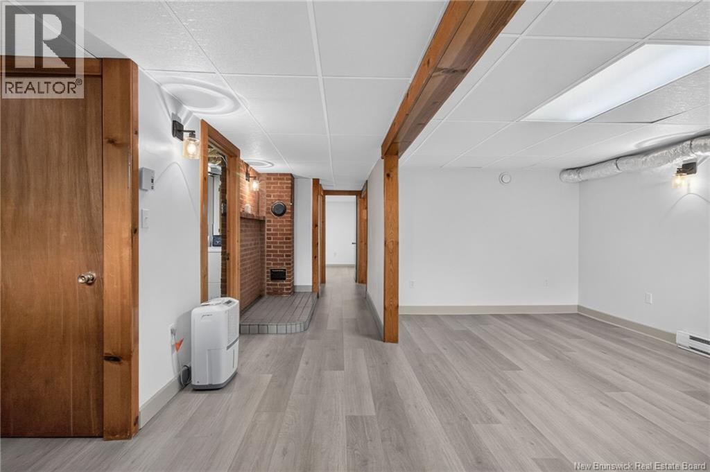 22 Ashburn Avenue - Image 36