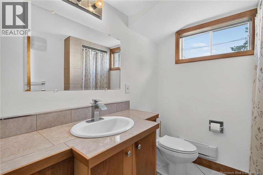 22 Ashburn Avenue - Image 45