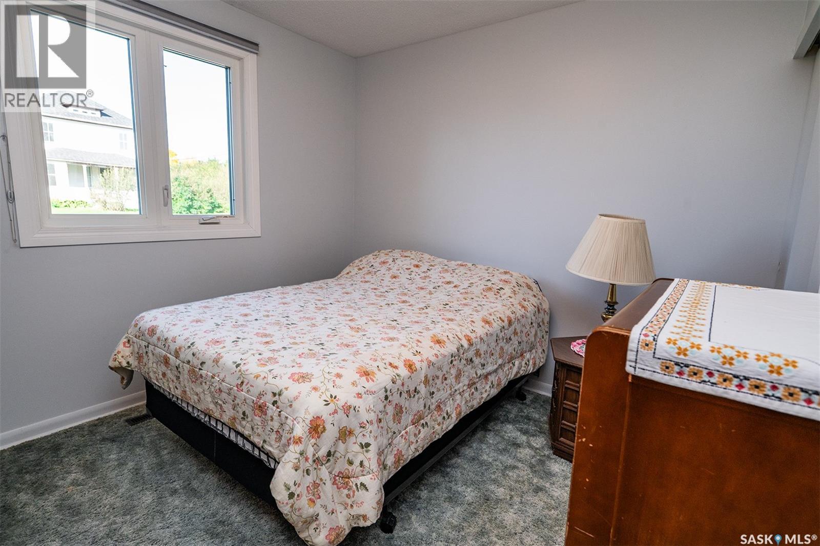 404 6th STREET E, Wynyard — photo 16