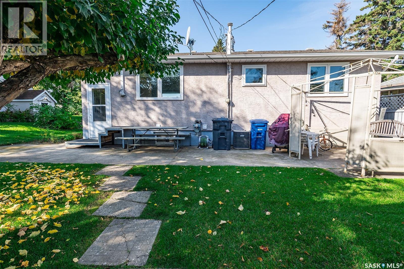 404 6th STREET E, Wynyard — photo 33