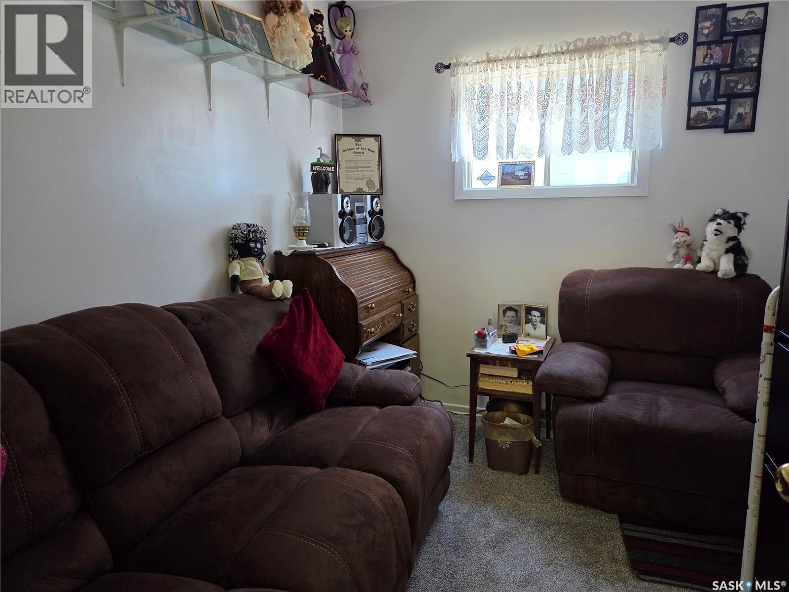 817 Stadacona STREET E, Moose Jaw — photo 18