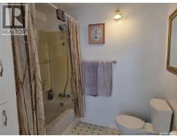 817 Stadacona Street E, Moose Jaw, SK S6H0K5 Photo 20