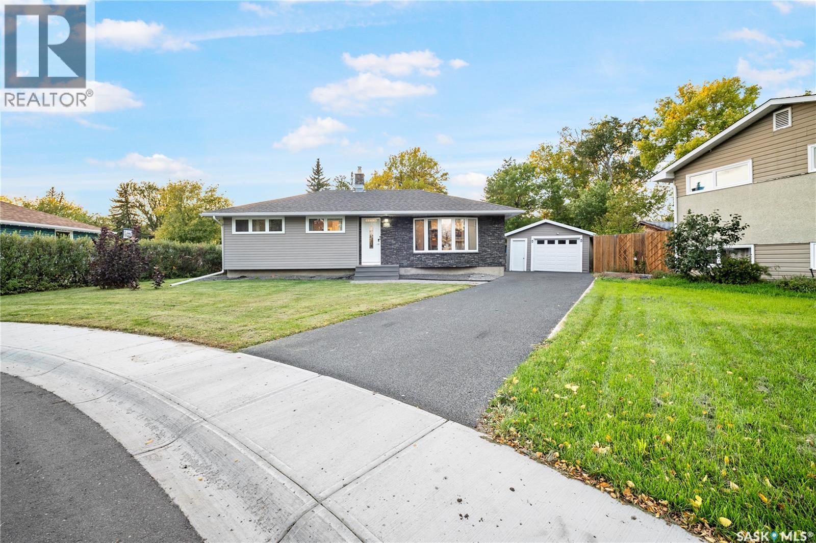 16 Lipton PLACE, Regina — photo 2