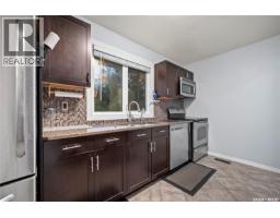 Bedroom - 16 Lipton Place, Regina, SK S4R3T6 Photo 12