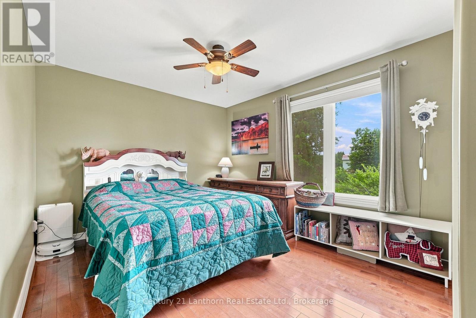 2318 HUTCHESON (HWY 15) DRIVE - 27