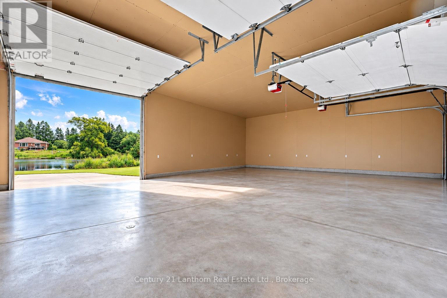 2318 HUTCHESON (HWY 15) DRIVE - 49