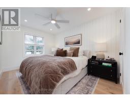 16 Robindale Avenue, Toronto, ON M8W4A9 Photo 17