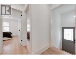 16 Robindale Avenue, Toronto, ON M8W4A9 Photo 25