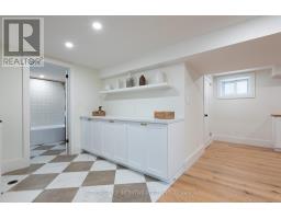 16 Robindale Avenue, Toronto, ON M8W4A9 Photo 26