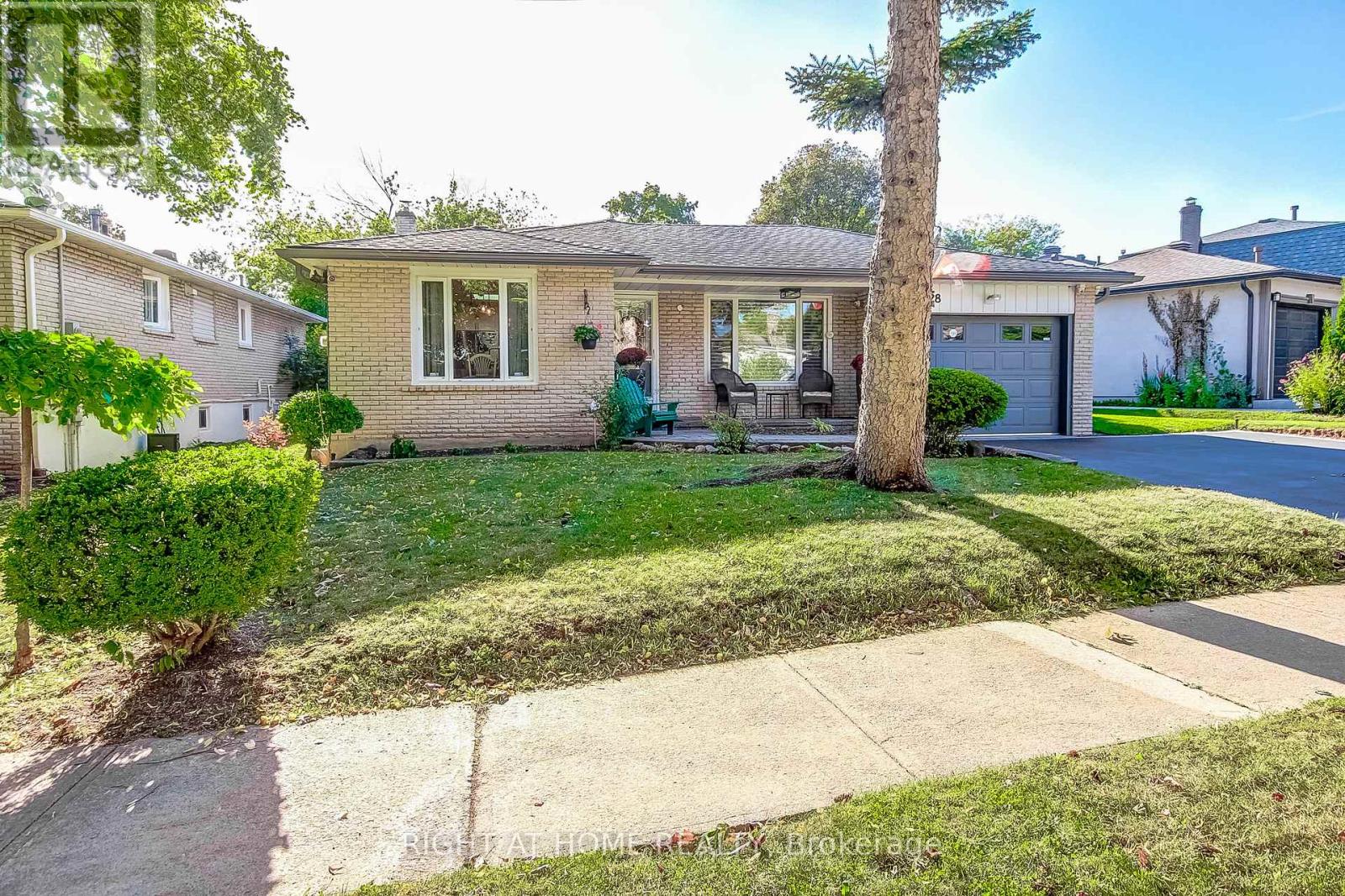 Photo of 1328 Falgarwood Drive